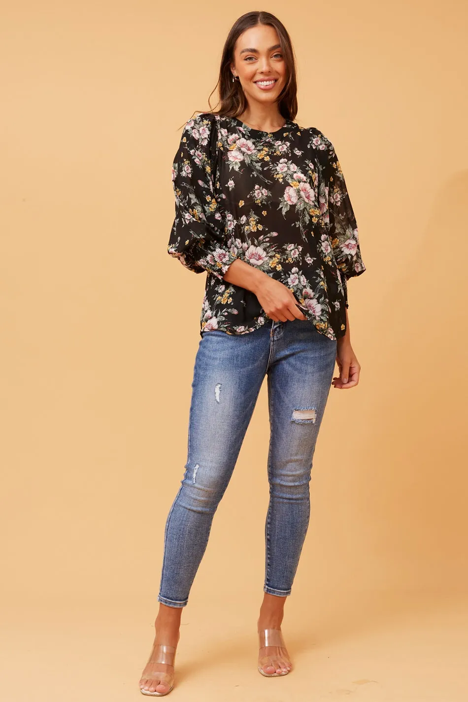 ELEGANT FLORAL BLOUSE