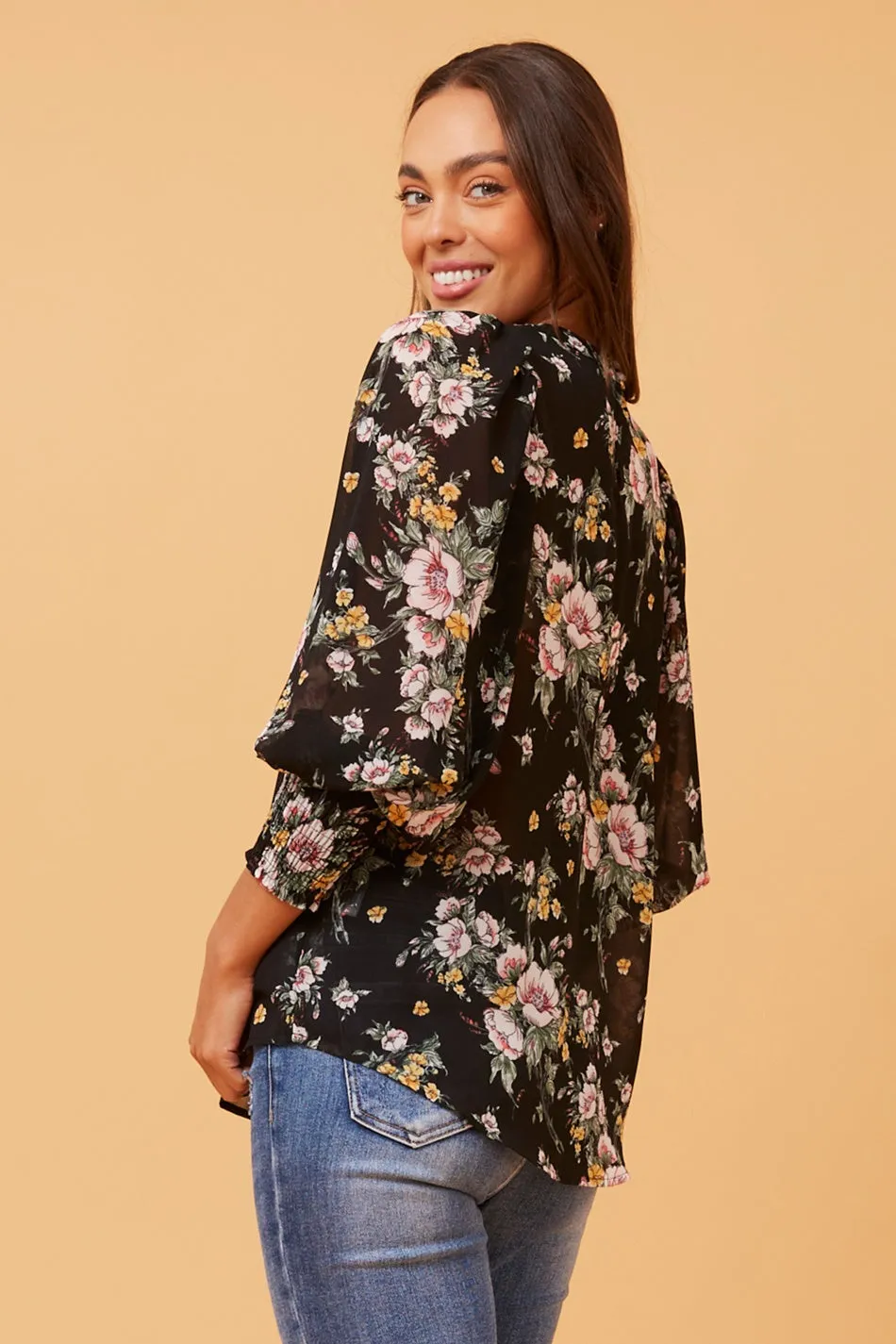 ELEGANT FLORAL BLOUSE