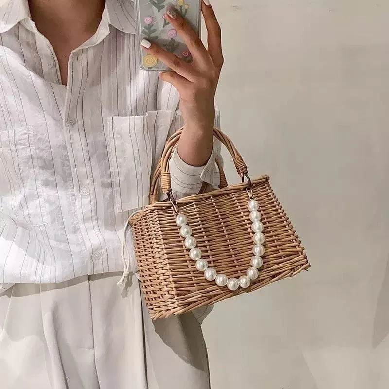 Luxury Pearl Handle Straw Bag