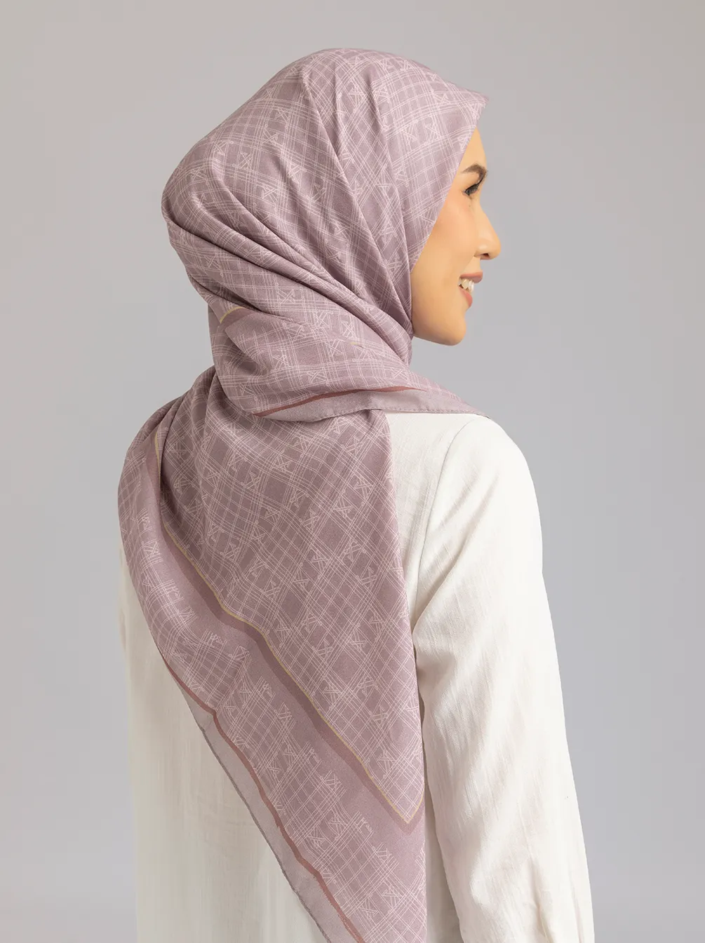 MONOGRAM SCARF MAUVE