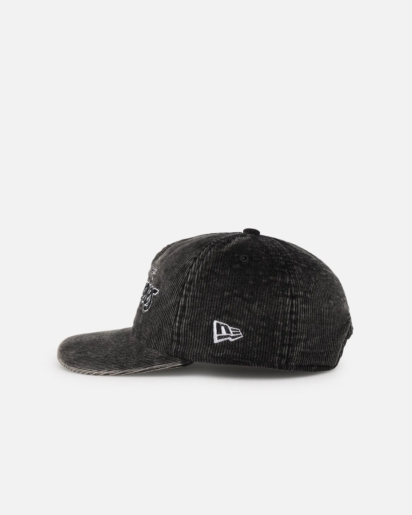 New Era Collingwood Magpies 'Washed Corduroy' Pre-Curved Golfer Snapback Black/Kelly Green