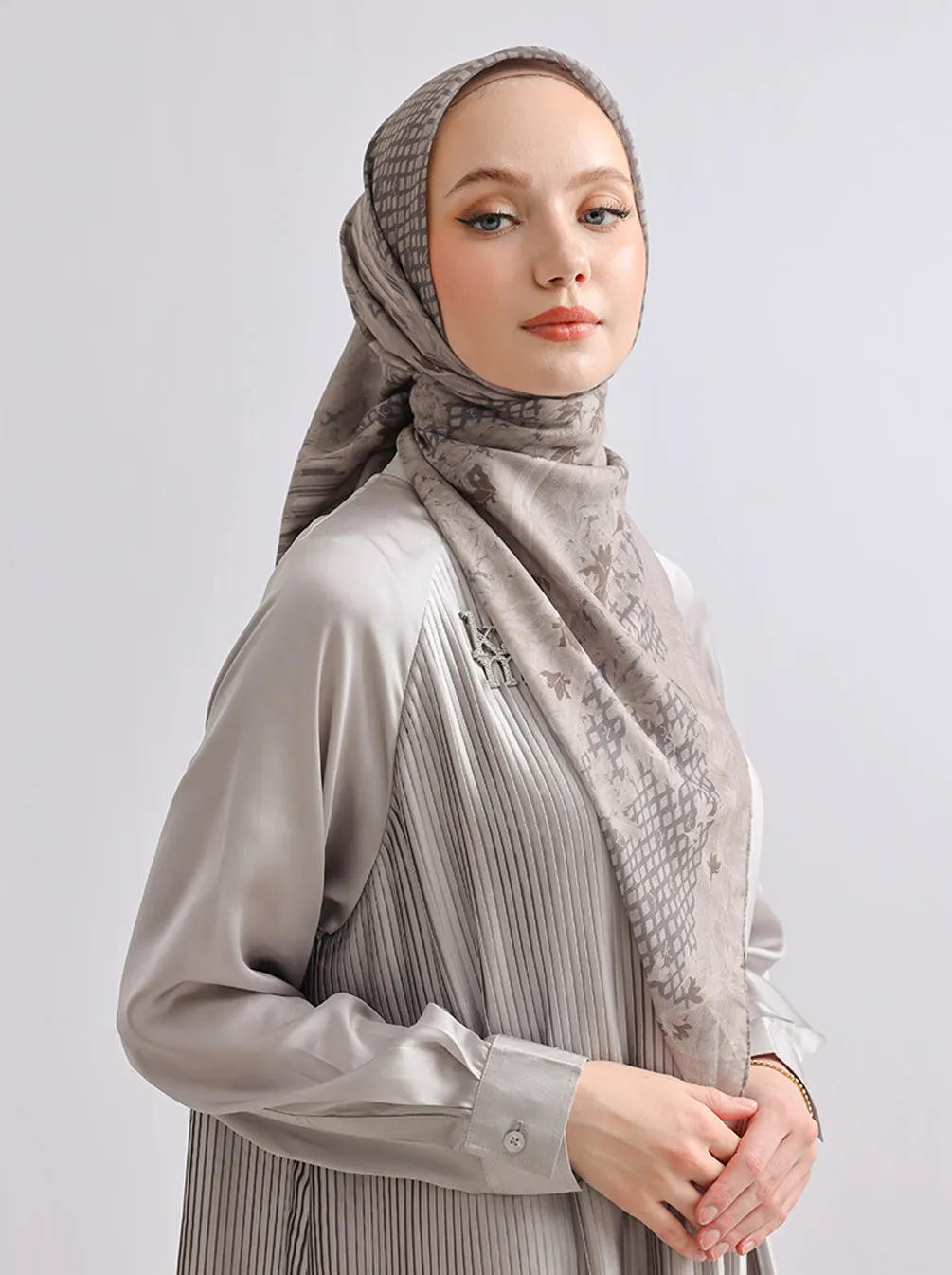 ORVA RAYA SIGNATURE SCARF ASH BROWN